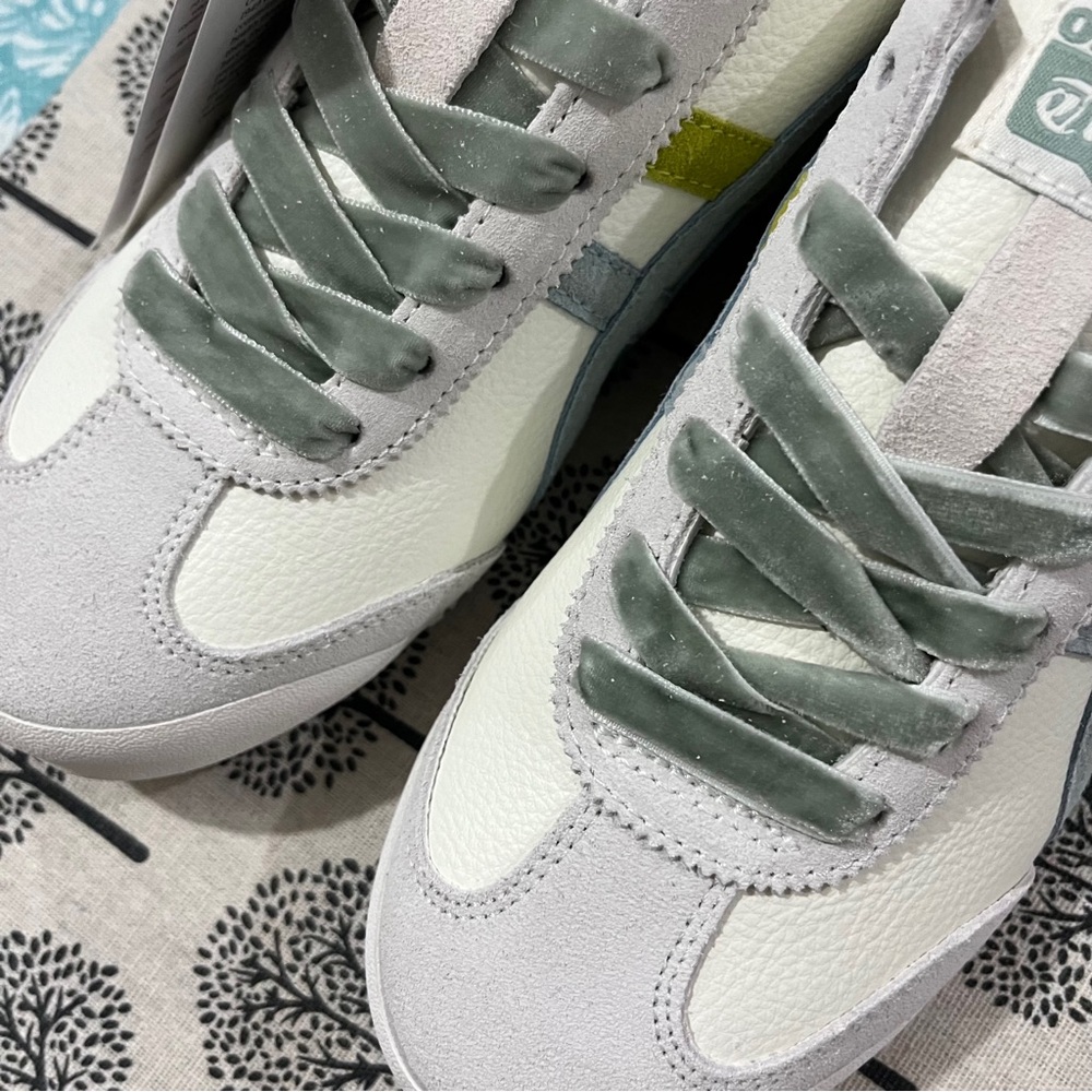 Onitsuka Tiger by Asics Women's White & Light Green Retro Sneakers - Picture 4 of 10